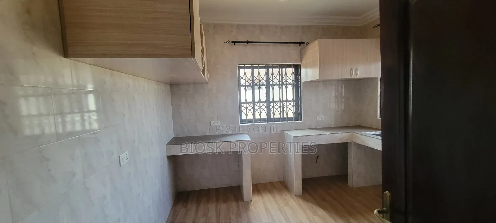 3bdrm Apartment in Biosk Properties, Valley View Area for rent