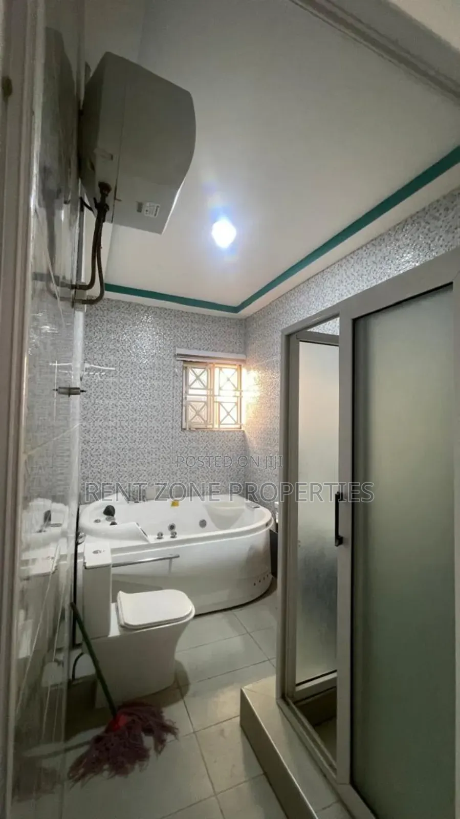 3bdrm Maisonette in Amasaman for rent