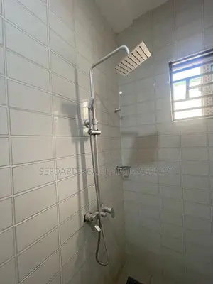 3bdrm House in Sefdard Properties, Kwabenya for sale