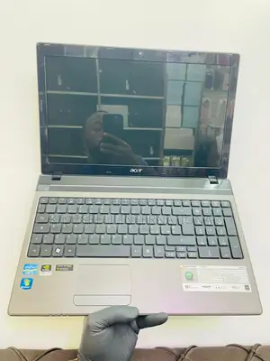 Laptop Acer Aspire 5750 4GB Intel Core i5 HDD 500GB