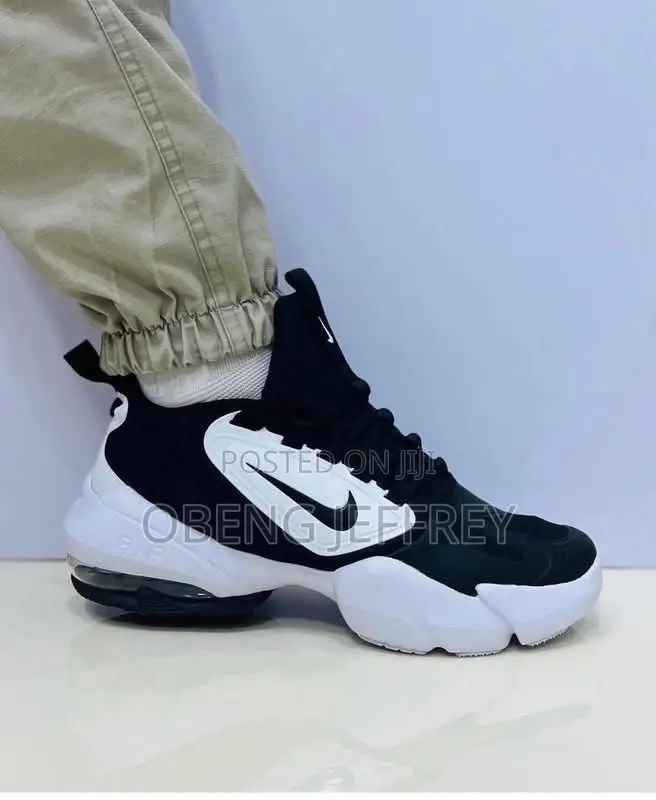 Original Nike Savage White/Black Colour