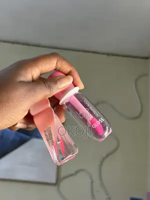 Color-Changing Lipglosses