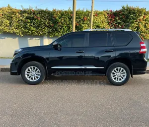 Toyota Land Cruiser Prado 2016 Black