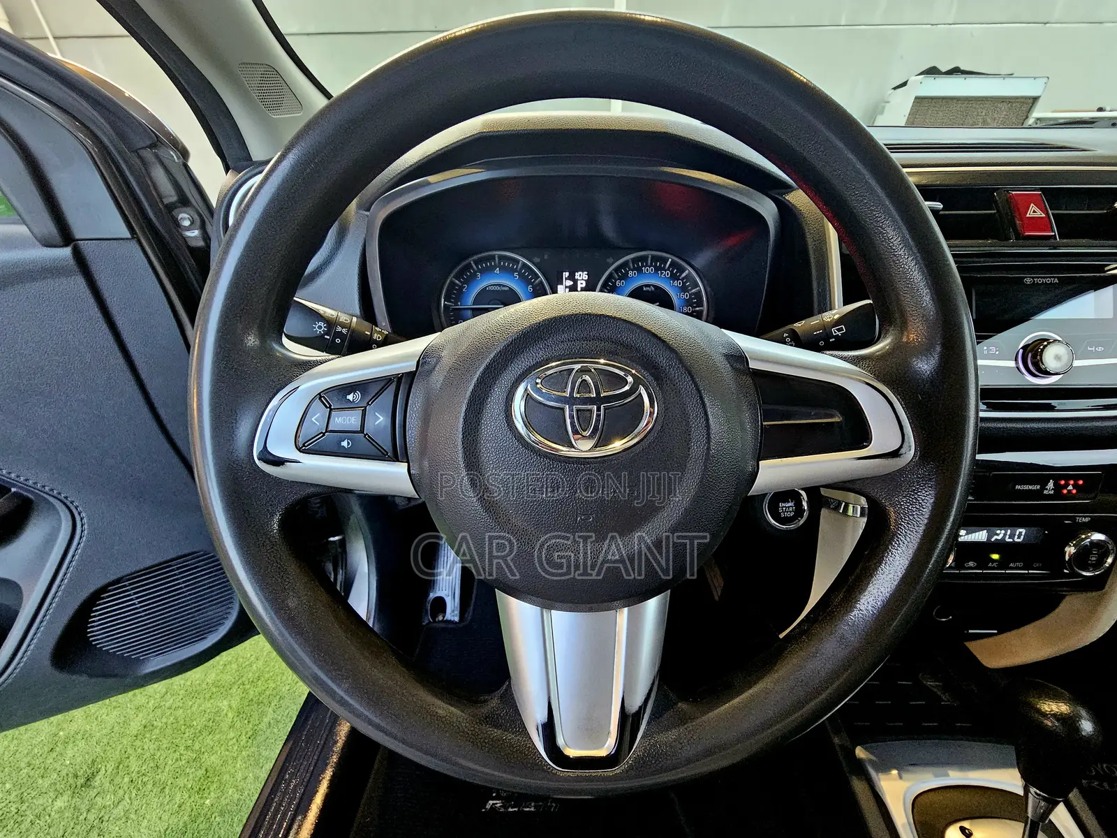 Toyota Rush 2022 Gray