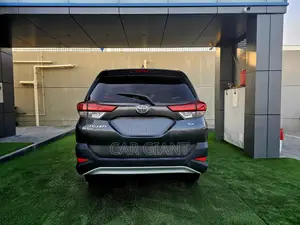 Toyota Rush 1.5 AWD 2019 Gray