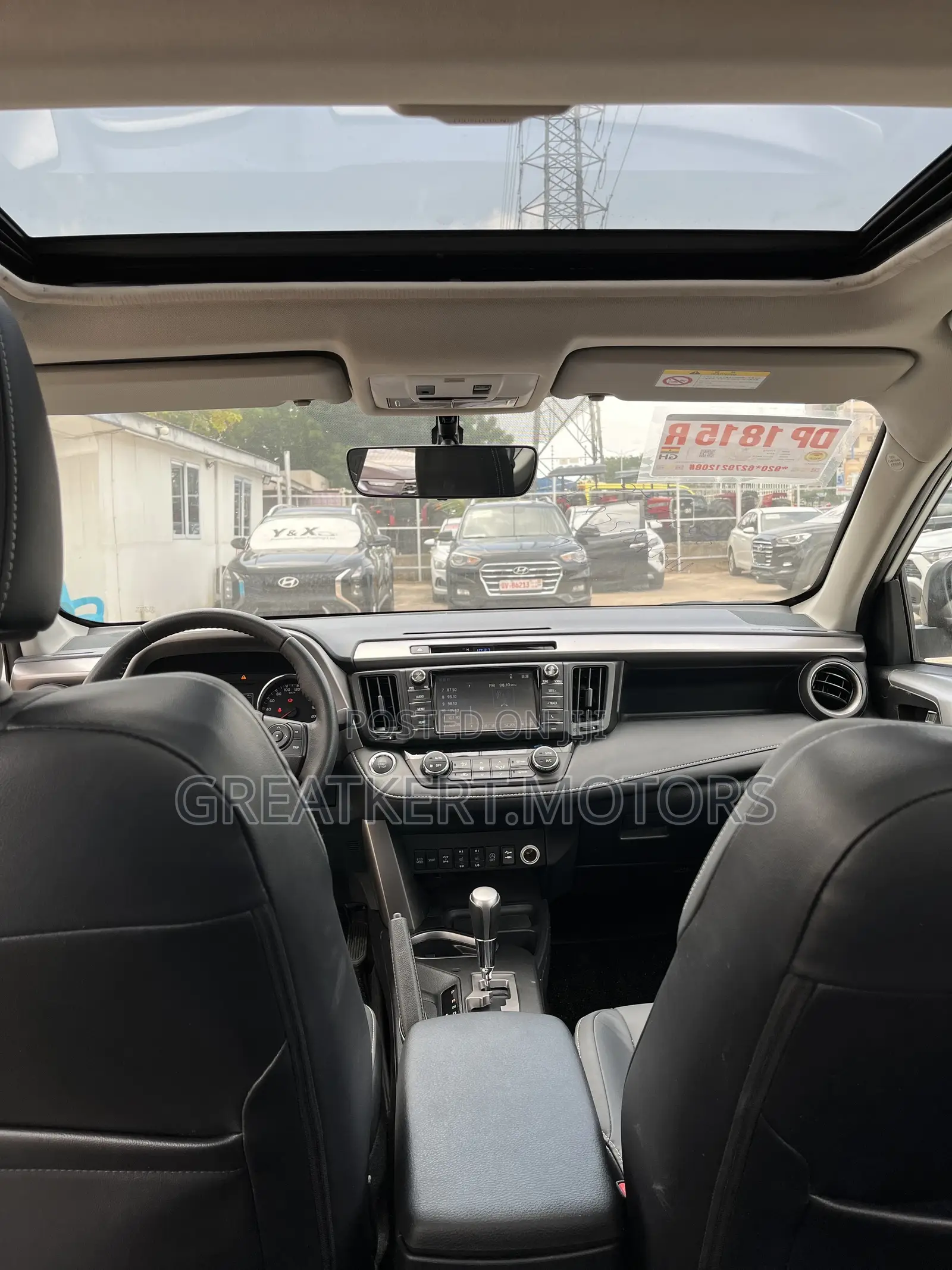 Toyota RAV4 SE AWD (2.5L 4cyl 6A) 2016 White