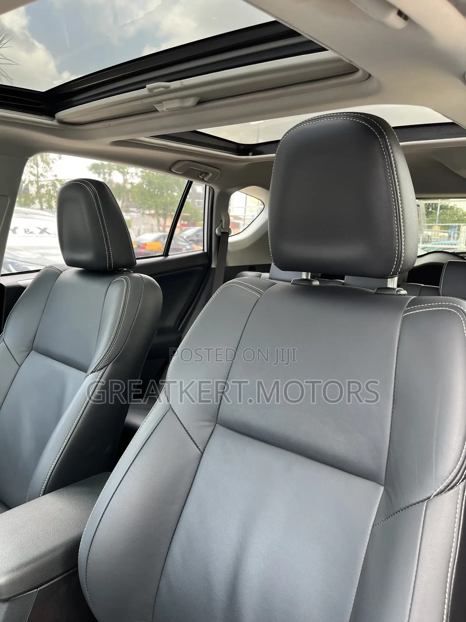 Toyota RAV4 SE AWD (2.5L 4cyl 6A) 2016 White
