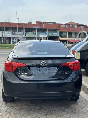 Toyota Corolla S 4dr Sedan (1.8L 4cyl CVT) 2015 Black