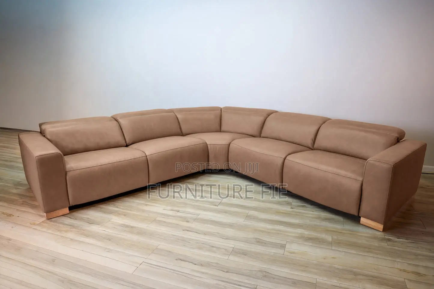 Lovro 6pc Leather Sectional With Recliners Console FRM Usa
