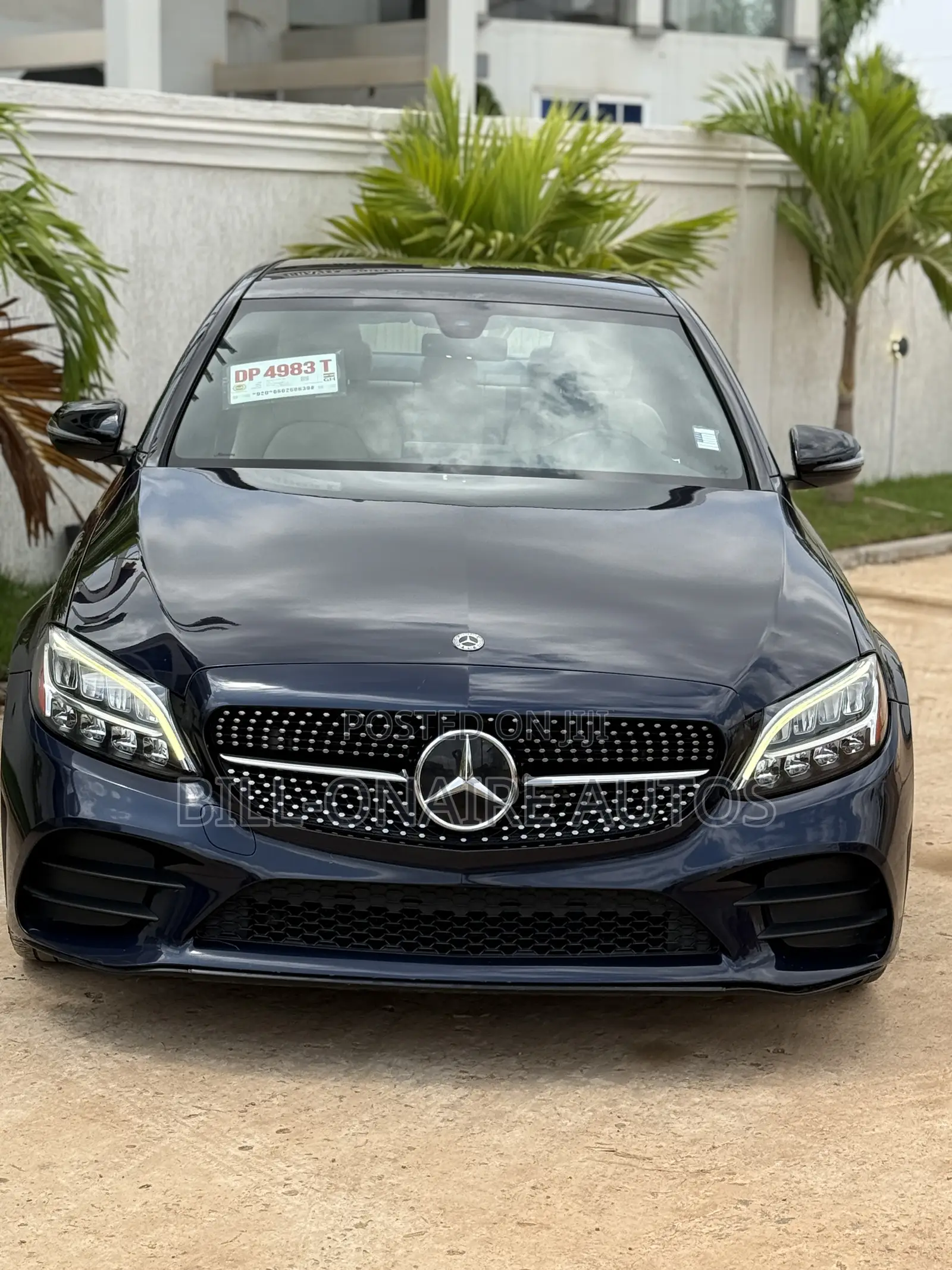 Mercedes-Benz C300 2019 Blue