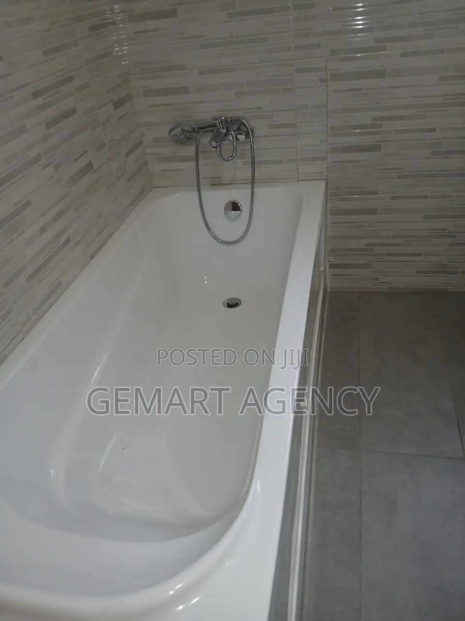Furnished 4bdrm House in East Legon for rent