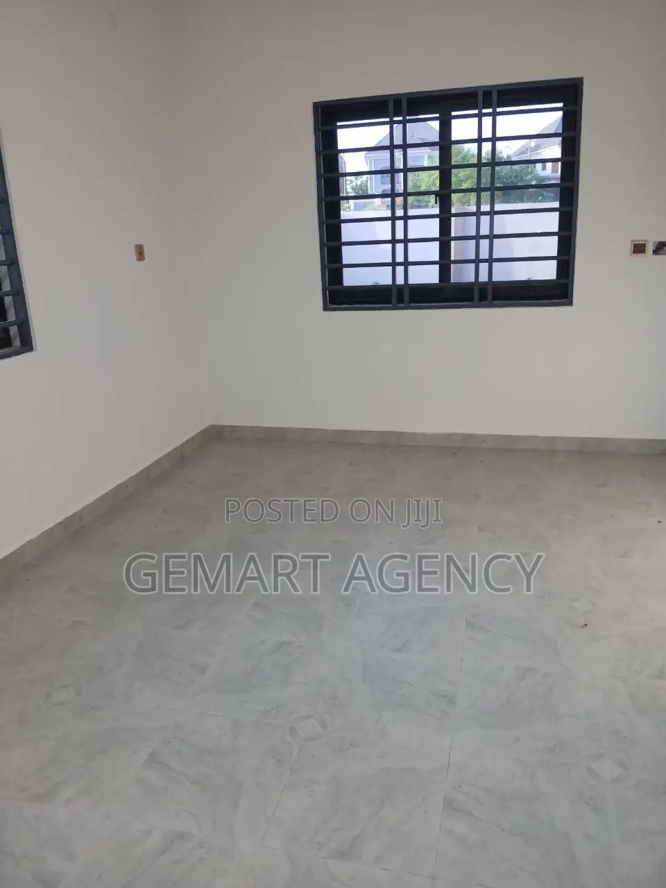 3bdrm House in Kuntunse, Accra Metropolitan for sale