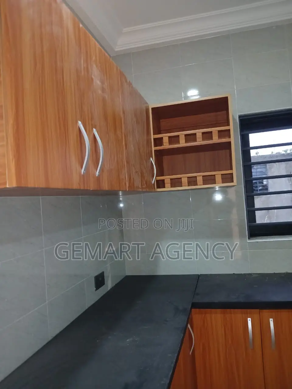 3bdrm House in Kuntunse, Accra Metropolitan for sale