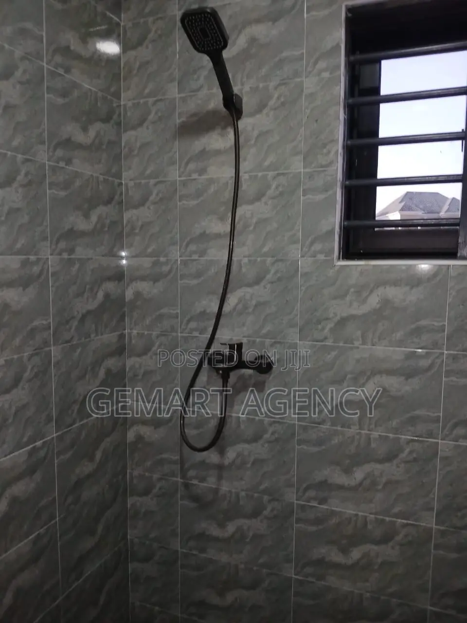 3bdrm House in Kuntunse, Accra Metropolitan for sale