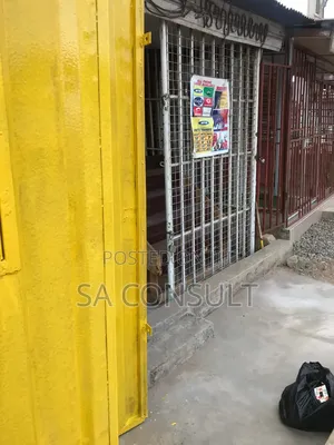 Nungua - Roadside Double Container for Rent