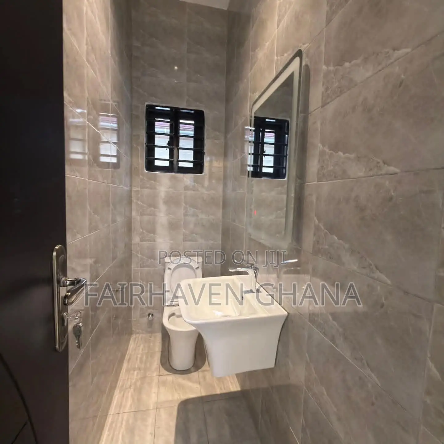 3bdrm House in Fairhaven Properties, New Legon for sale