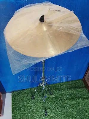 Symbal Stand and Plate