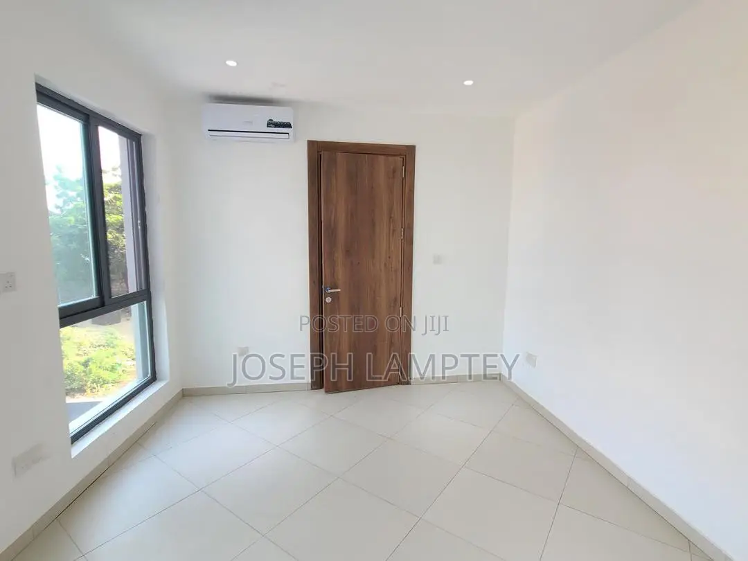 2bdrm Apartment in Joseph Lamptey, Airport Residential Area for sale