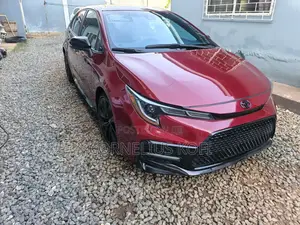 Toyota Corolla SE 2022 Red