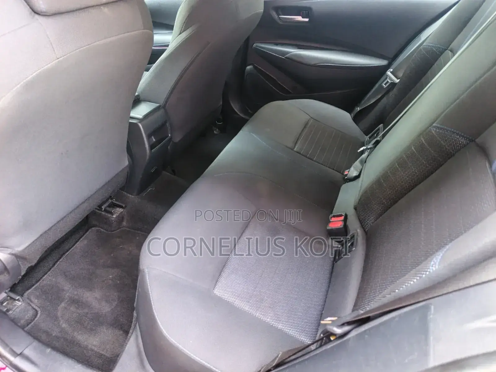 Toyota Corolla SE 2022 Red
