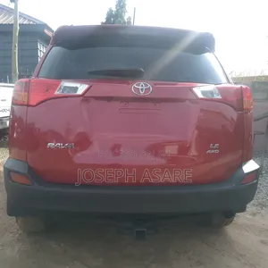Toyota RAV4 LE 4dr SUV (2.5L 4cyl 6A) 2015 Red