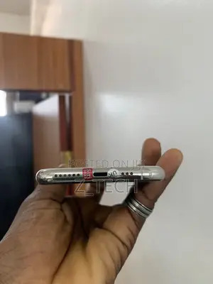 Apple iPhone 11 Pro 64 GB White