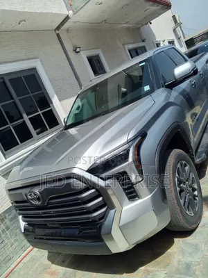 Toyota Tundra 2023 Silver