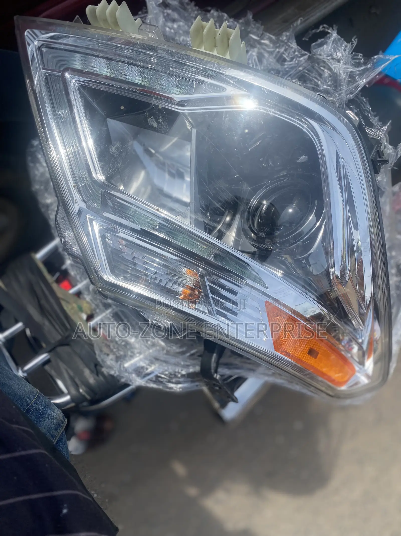 Nissan Patrol 2014 2015 Headlight