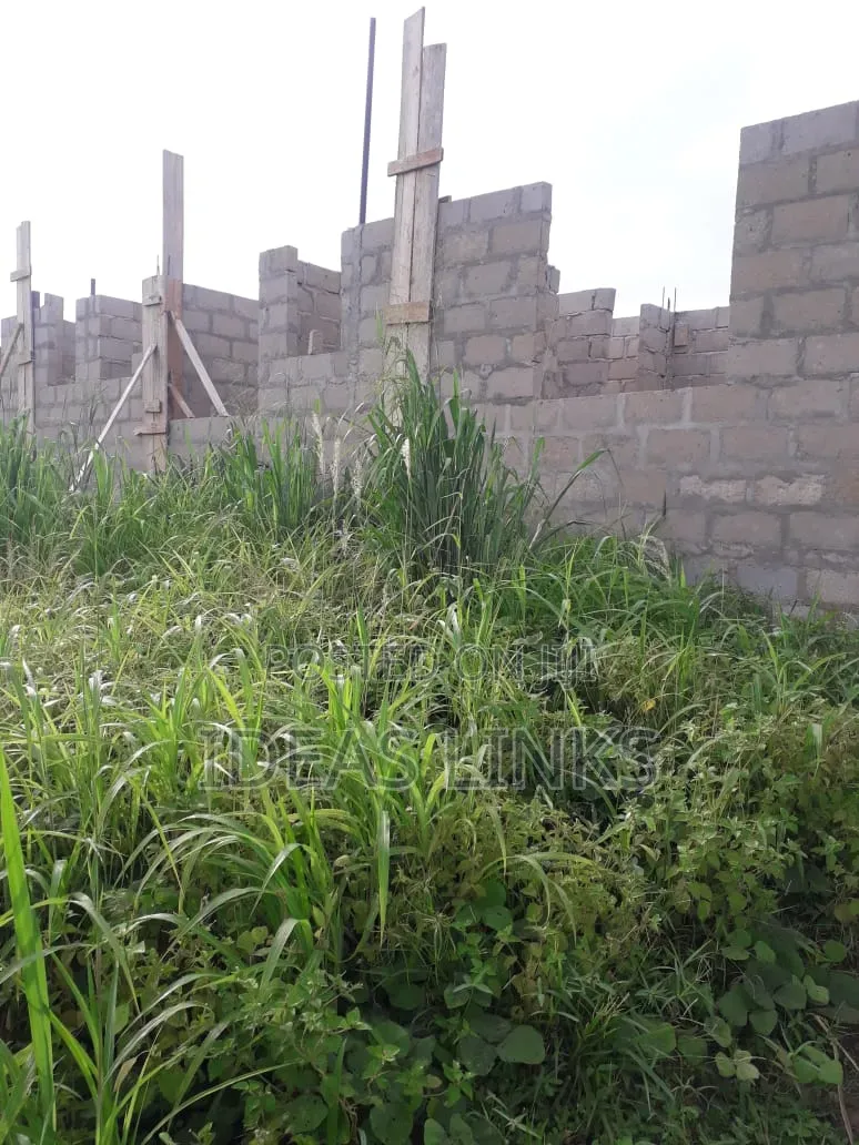 3bdrm Apartment in Ideaslink And, Atwima Kwanwoma for sale