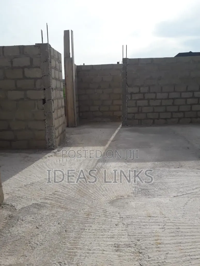 3bdrm Apartment in Ideaslink And, Atwima Kwanwoma for sale