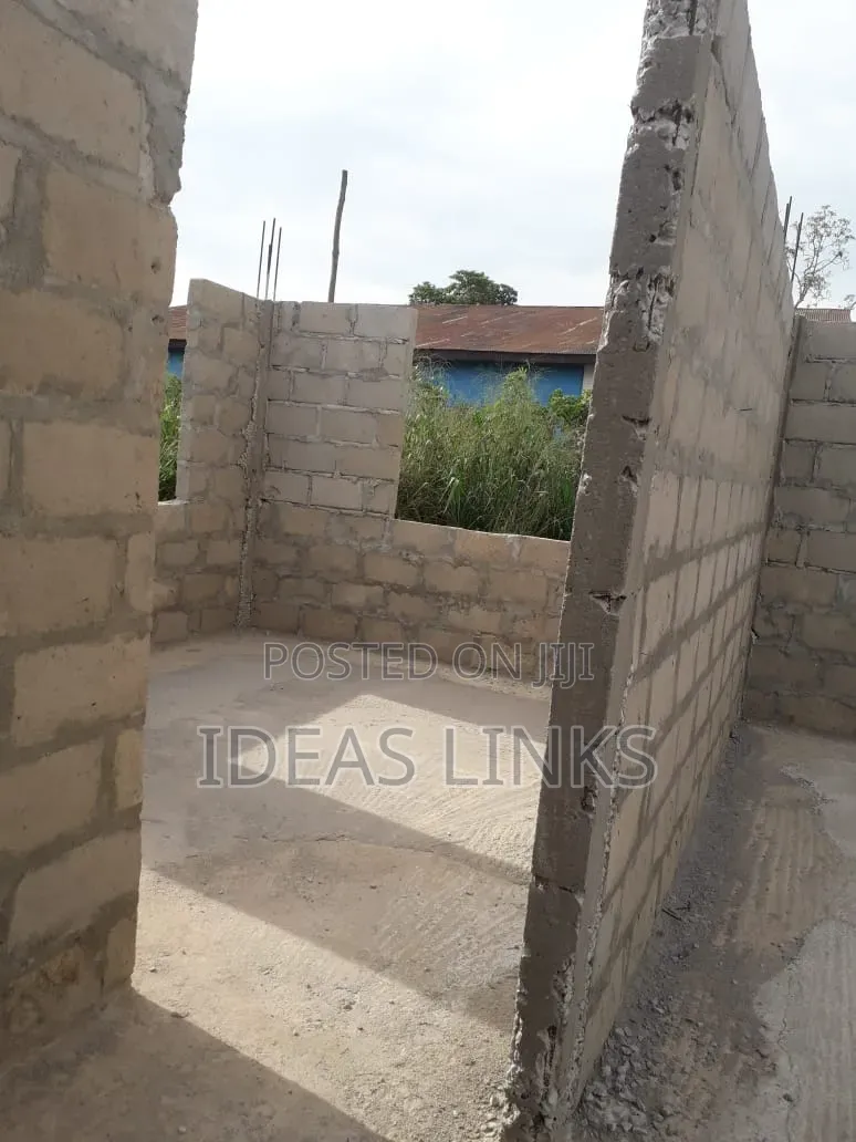 3bdrm Apartment in Ideaslink And, Atwima Kwanwoma for sale