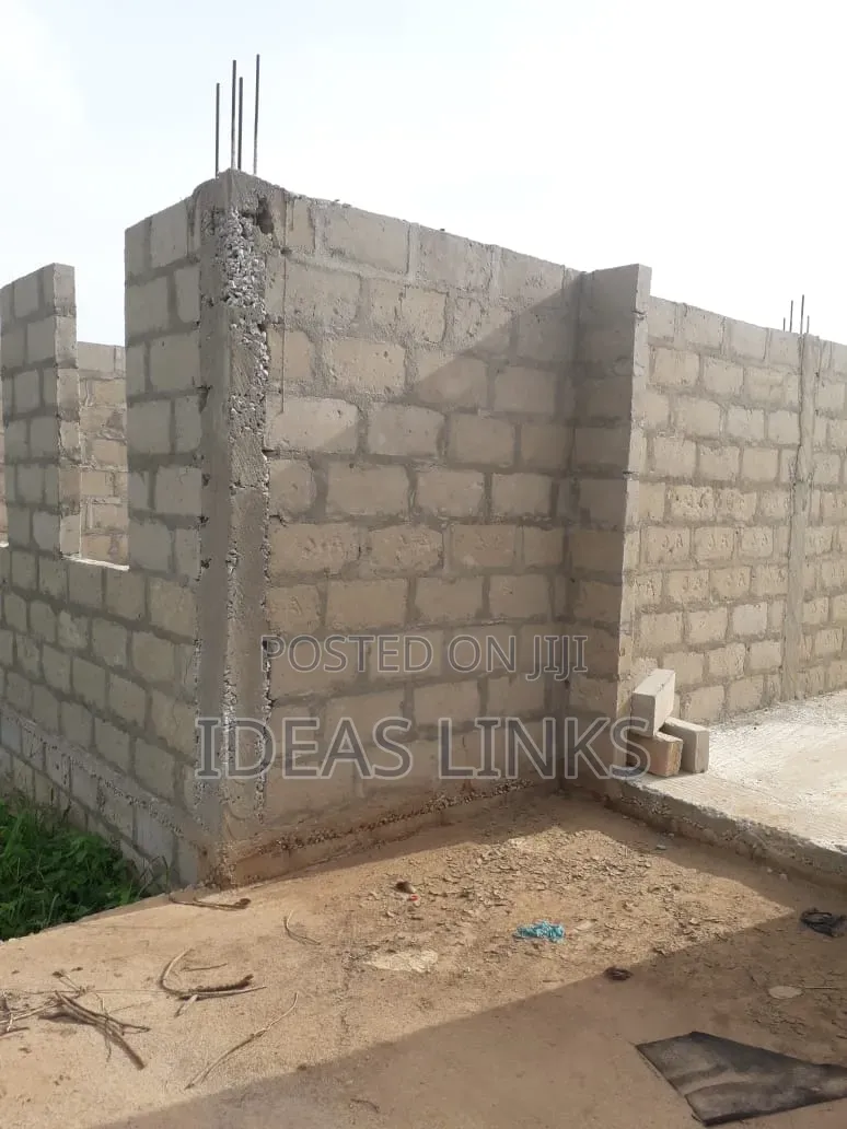 3bdrm Apartment in Ideaslink And, Atwima Kwanwoma for sale