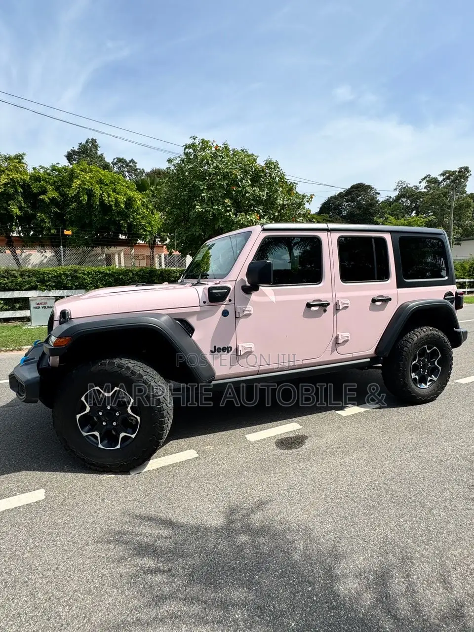 Jeep Wrangler Rubicon 4 Door 4x4 2023 Pink