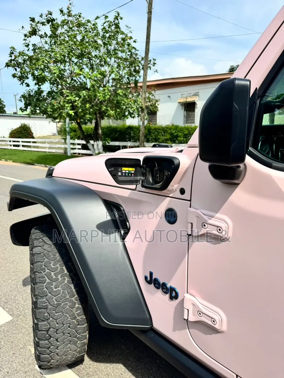 Jeep Wrangler Rubicon 4 Door 4x4 2023 Pink