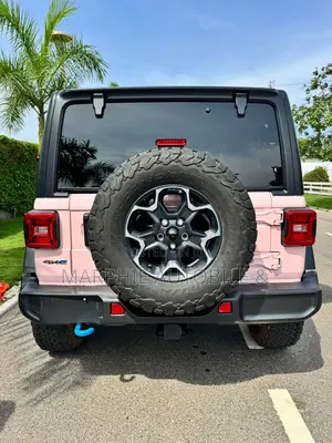 Jeep Wrangler Rubicon 4 Door 4x4 2023 Pink