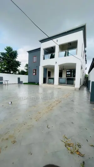 Furnished 6bdrm Duplex in Sefdard Properties, Ablekuma for sale