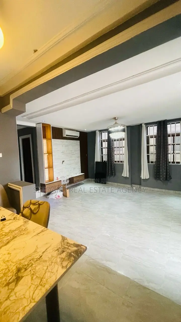 Furnished 6bdrm Duplex in Sefdard Properties, Ablekuma for sale