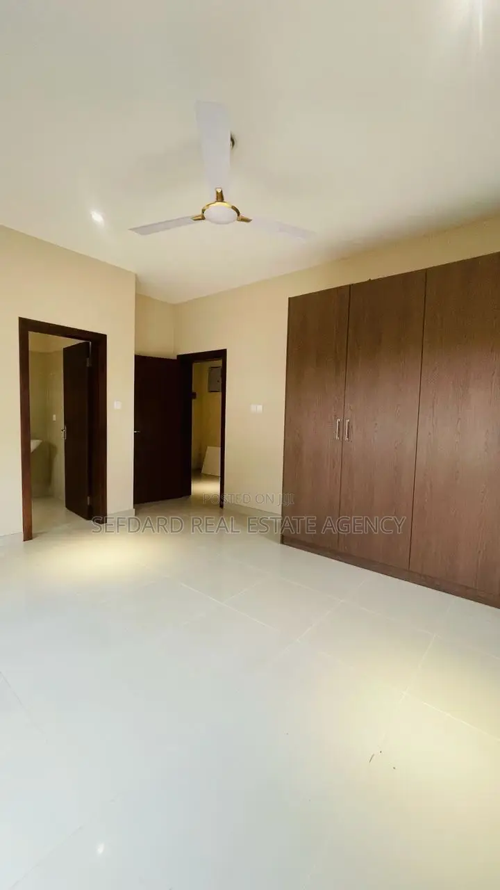 3bdrm House in Sefdard Properties, Pokuase for sale