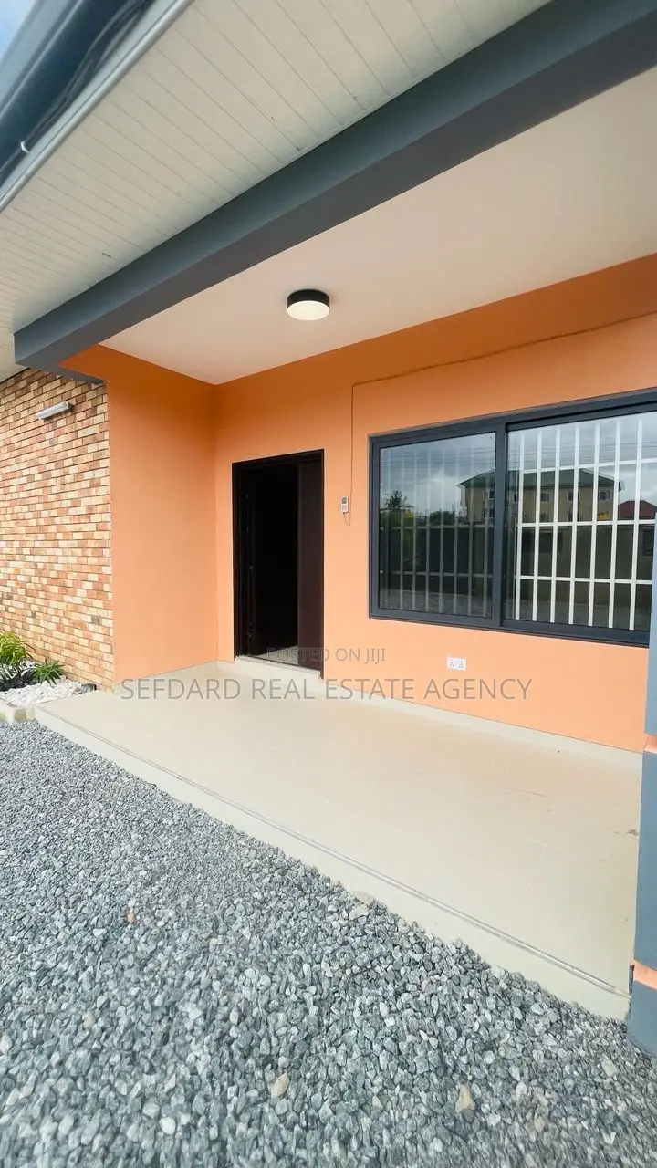 3bdrm House in Sefdard Properties, Pokuase for sale