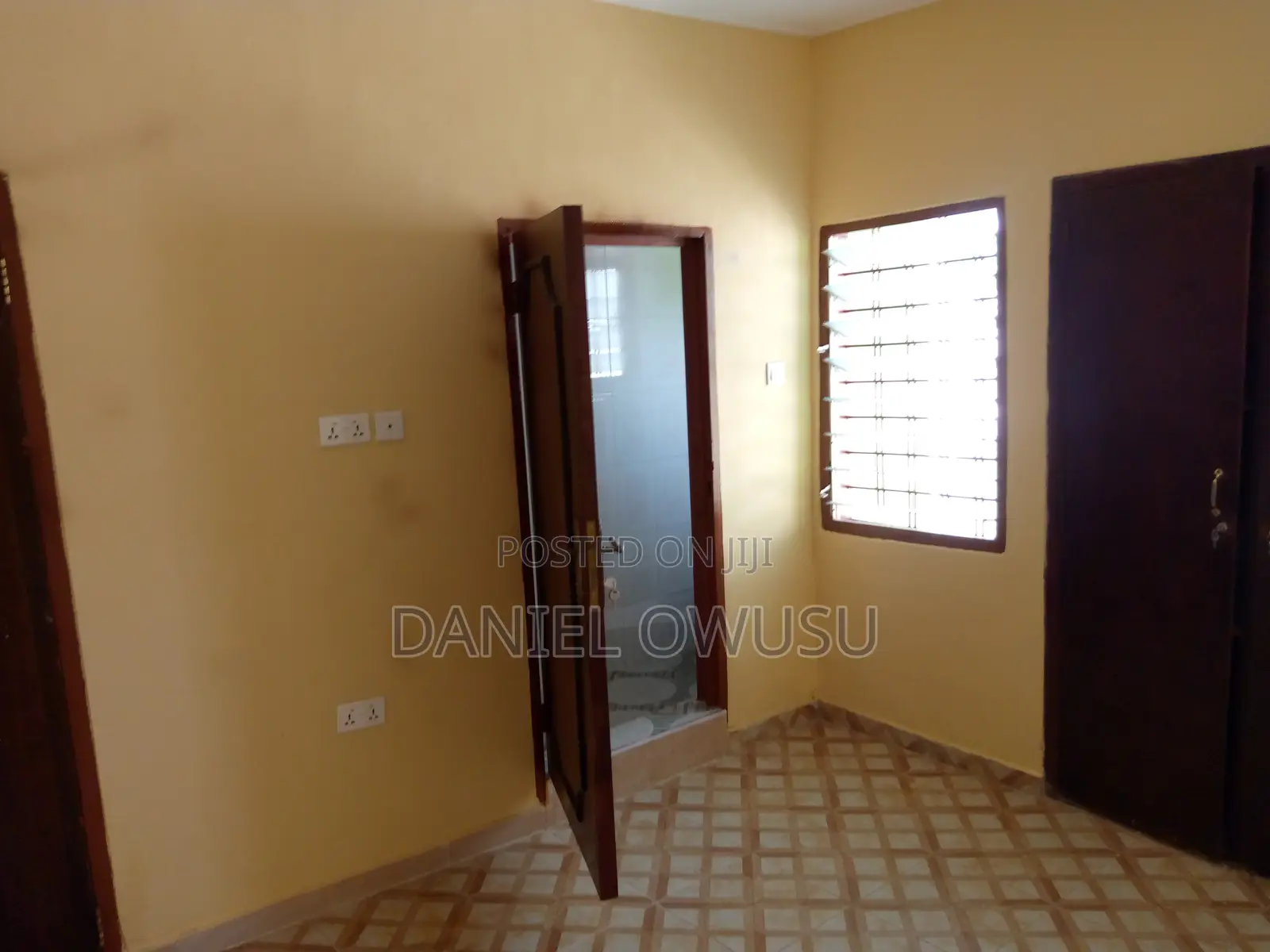 3bdrm Apartment in School Junction for rent