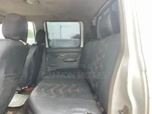Nissan Hardbody 2014 White