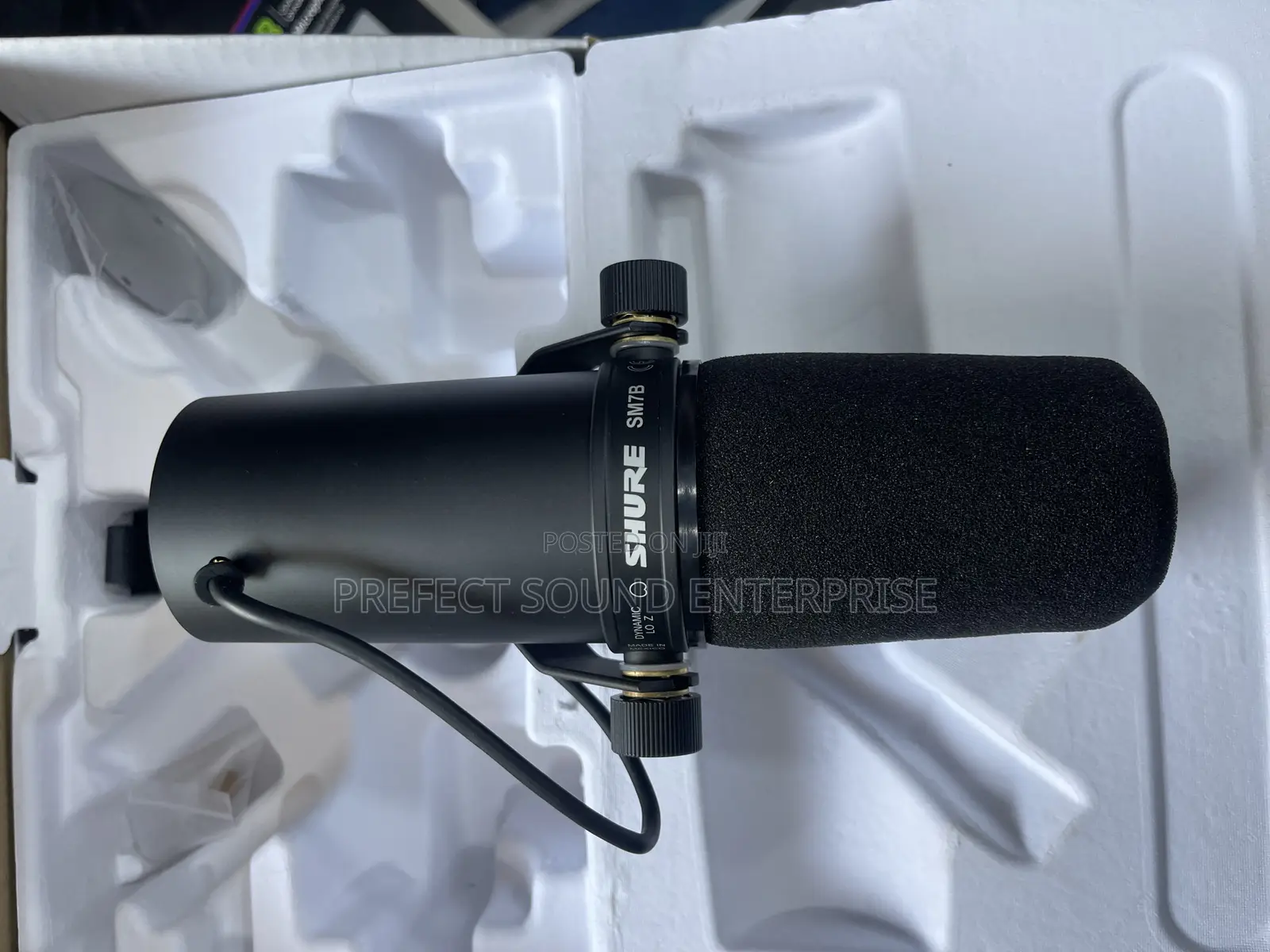 Shure Sm7b Broadcast Recording Microphone