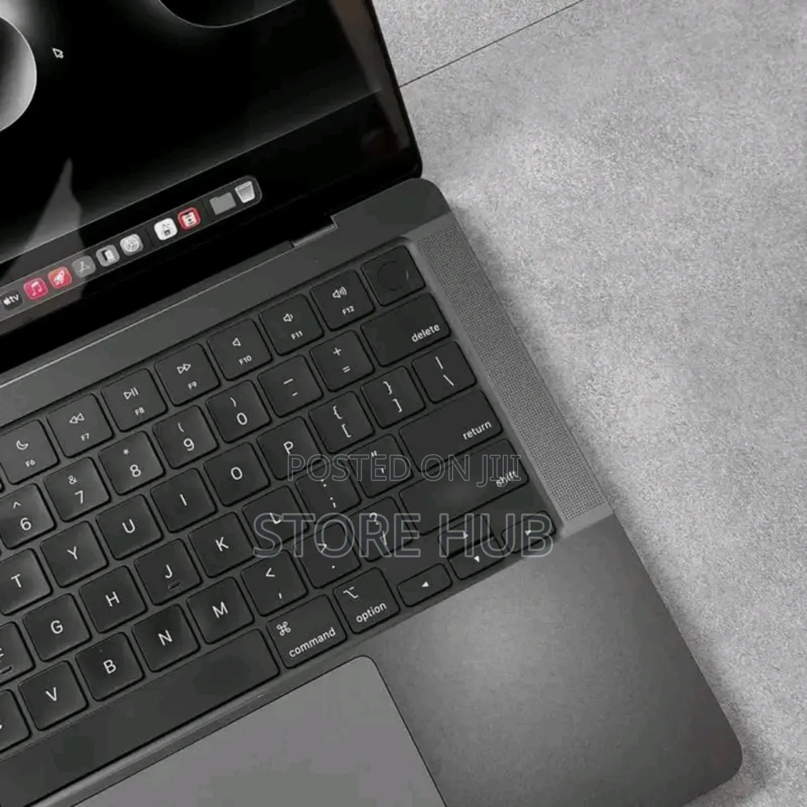New Laptop Apple MacBook Pro 16GB Apple M4 SSD 512GB