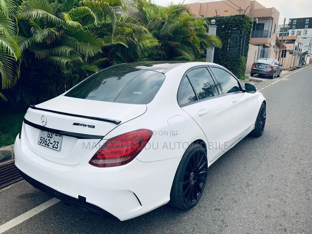 Mercedes-Benz C300 Sport 4dr AWD 4Matic Sedan (2.0L 4cyl 7A) 2015 White
