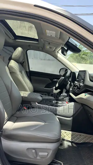 Toyota Highlander 2022 White