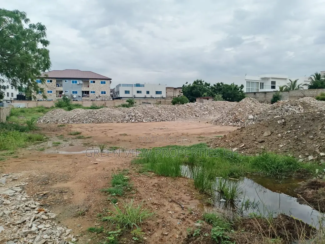 Plots for Sale Inside Tse Addo a Total of Seven and a Half Plots