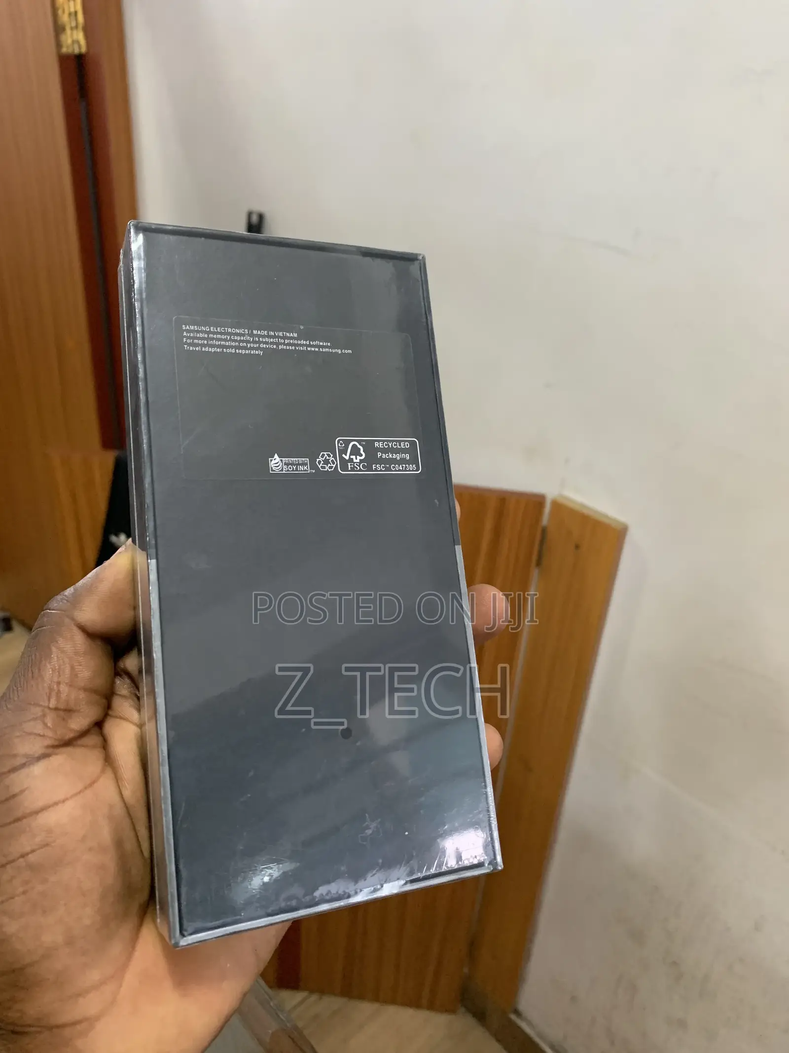 New Samsung Galaxy Z Flip4 256 GB Black