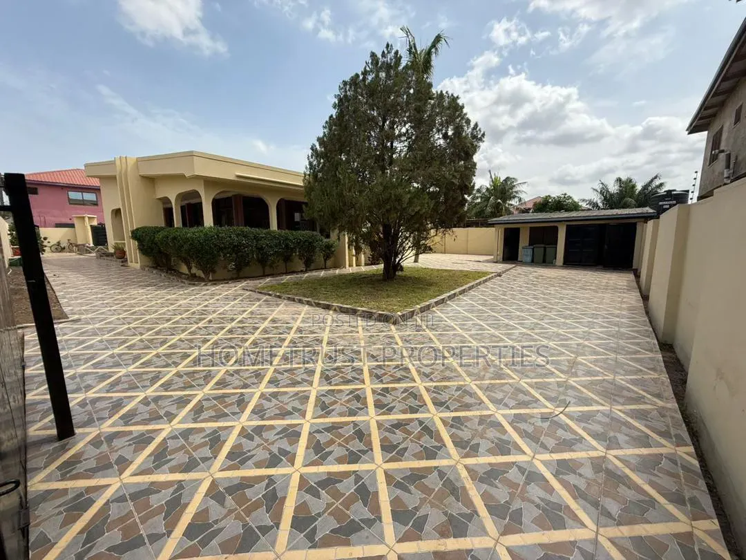 5bdrm House in Haatso Westland, Antis for rent