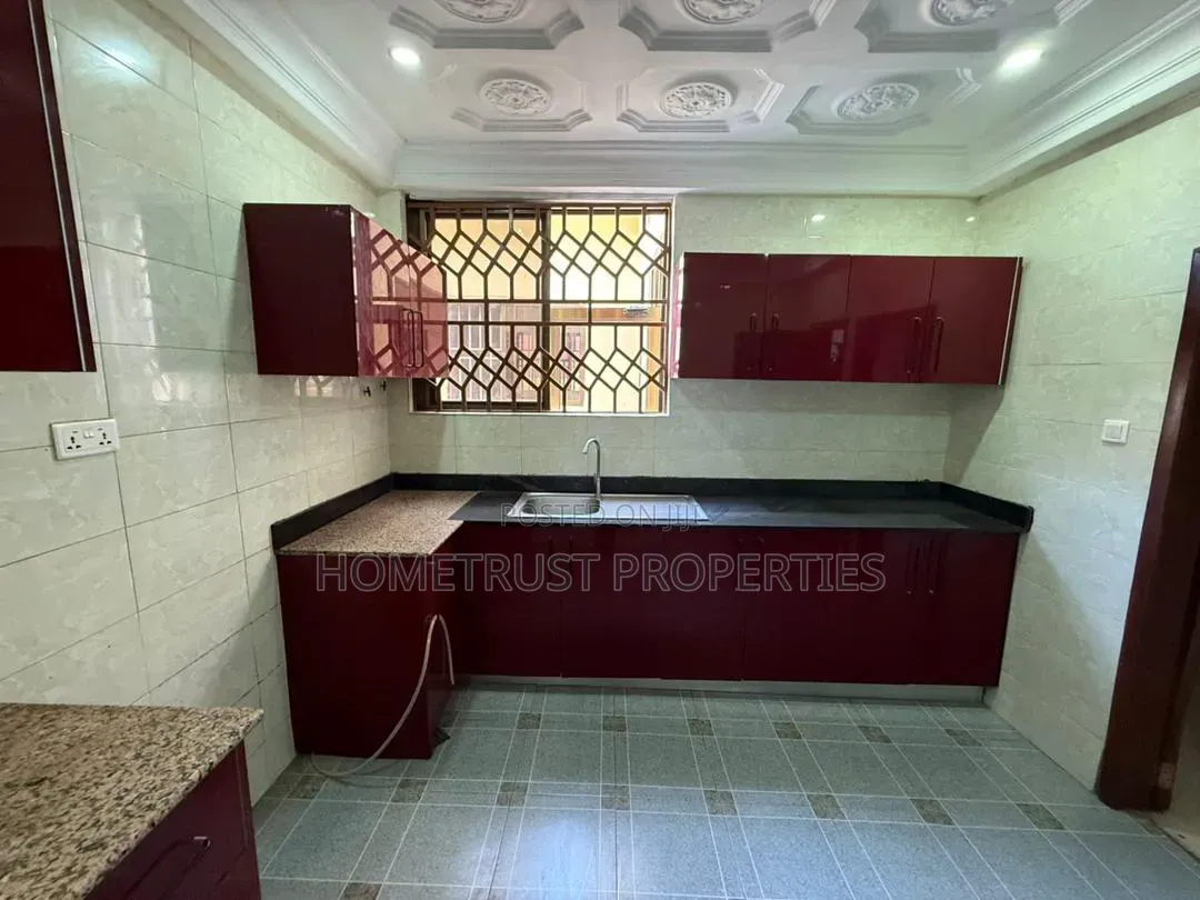 5bdrm House in Haatso Westland, Antis for rent