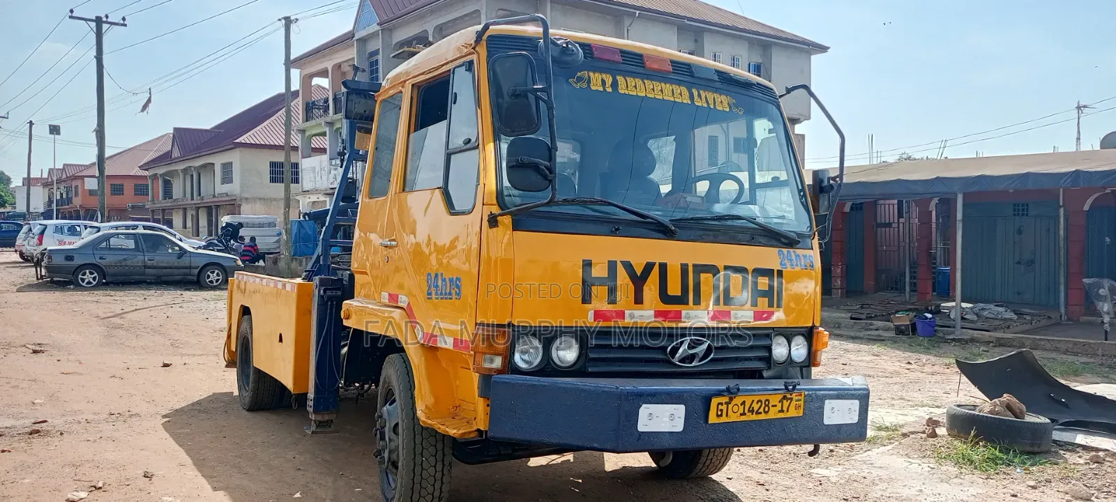 Hyundai Manlift Truck